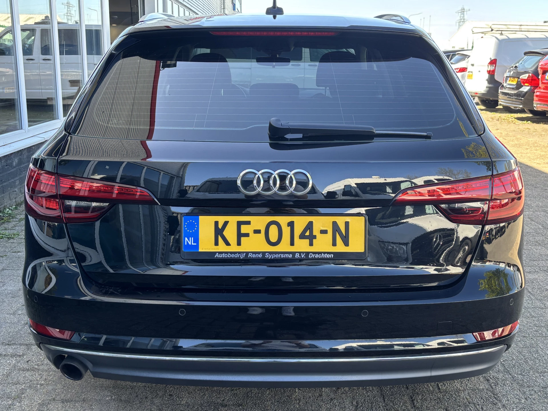 Hoofdafbeelding Audi A4