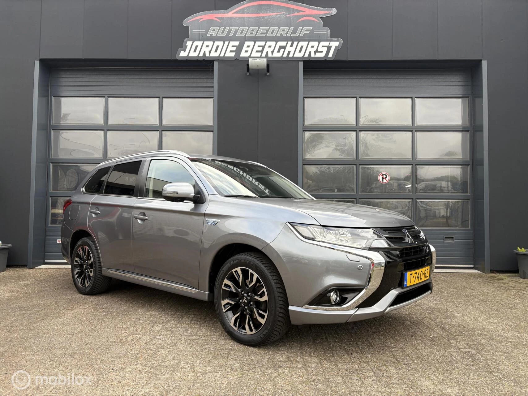 Hoofdafbeelding Mitsubishi Outlander