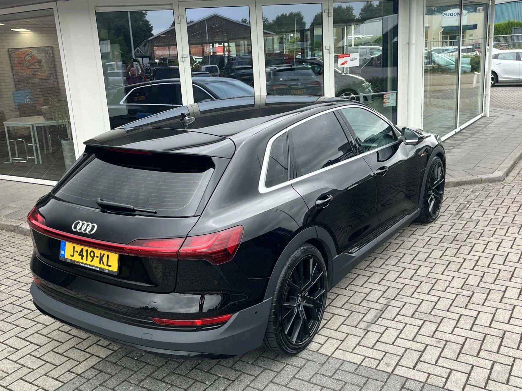 Hoofdafbeelding Audi e-tron