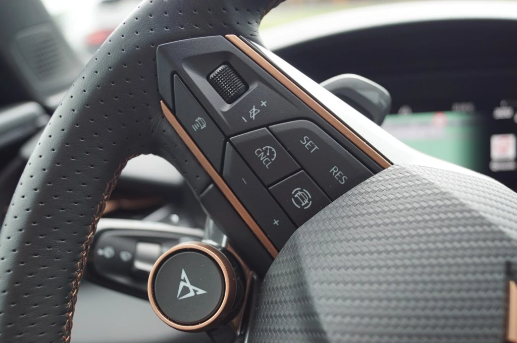 Hoofdafbeelding CUPRA Terramar