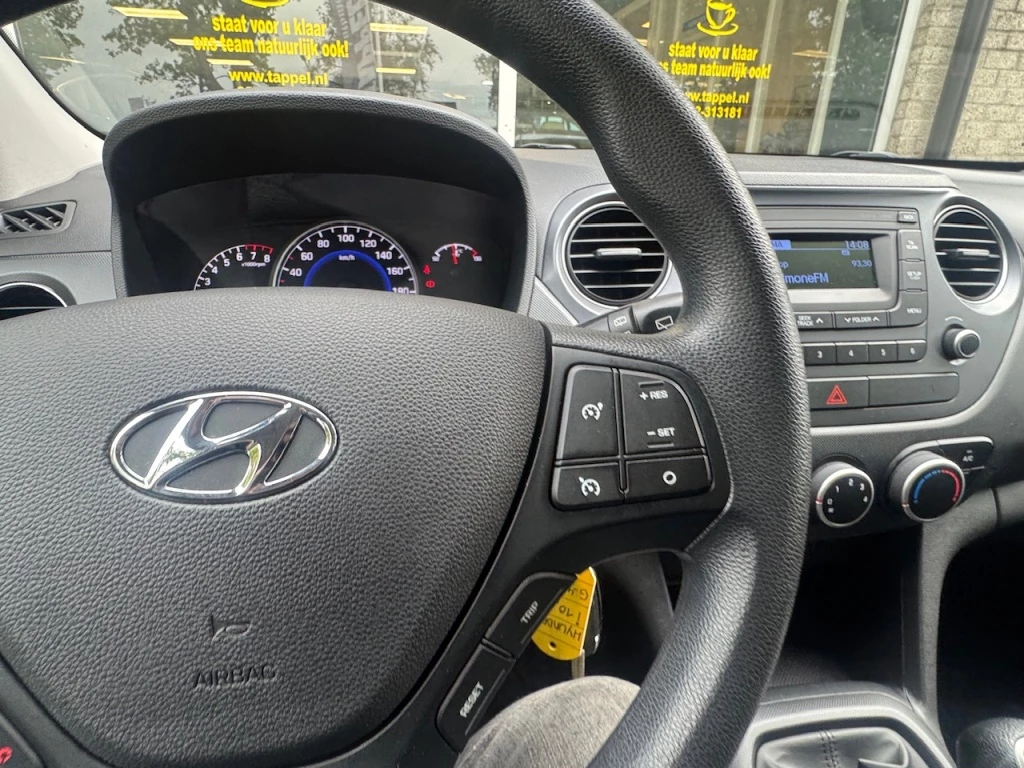 Hoofdafbeelding Hyundai i10