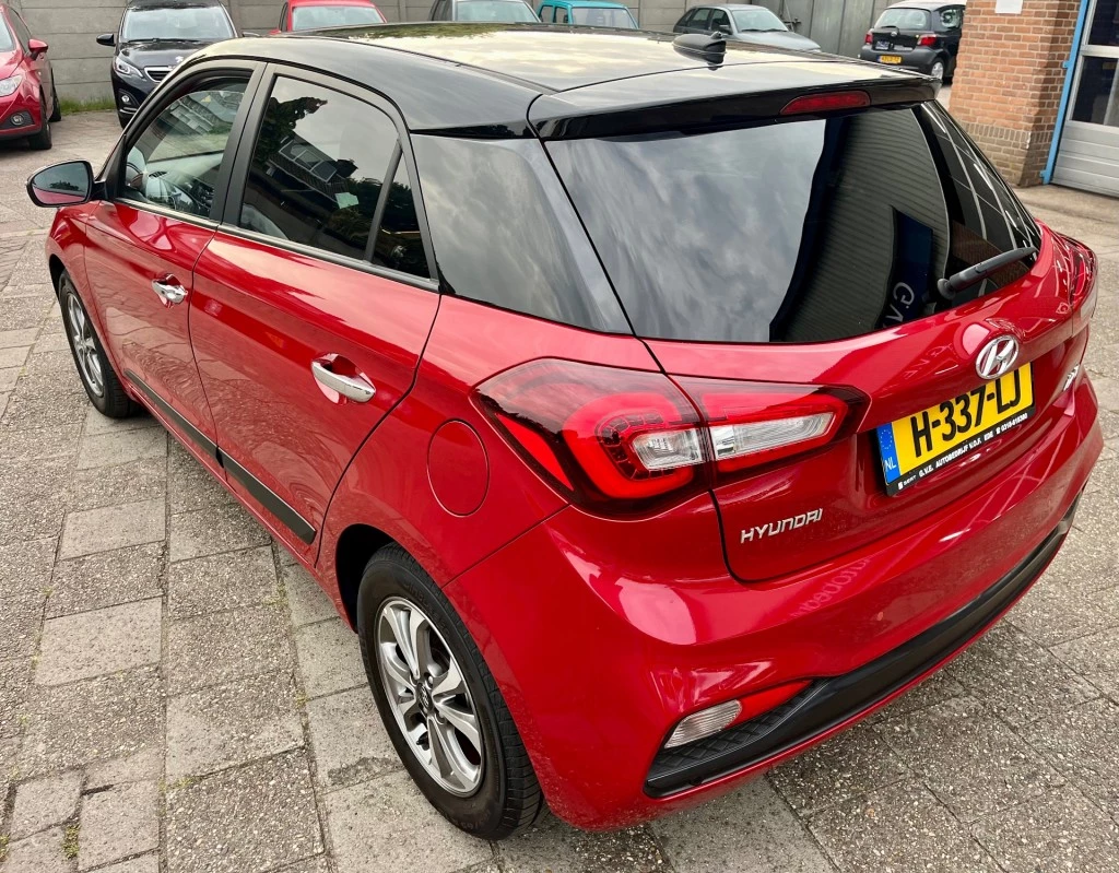Hoofdafbeelding Hyundai i20