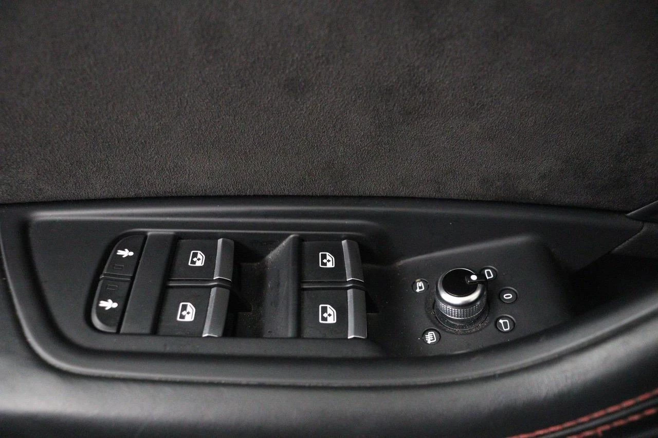 Hoofdafbeelding Audi RS4