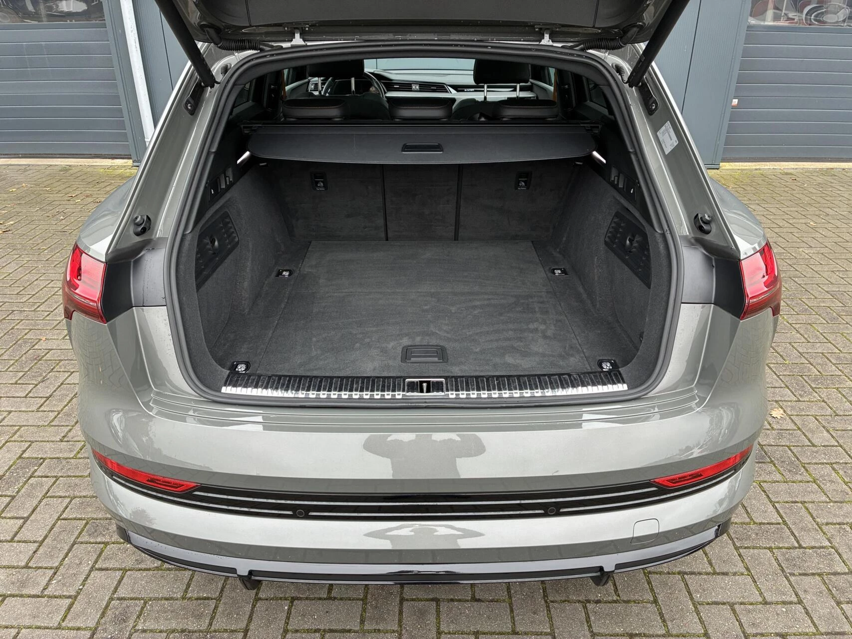 Hoofdafbeelding Audi e-tron