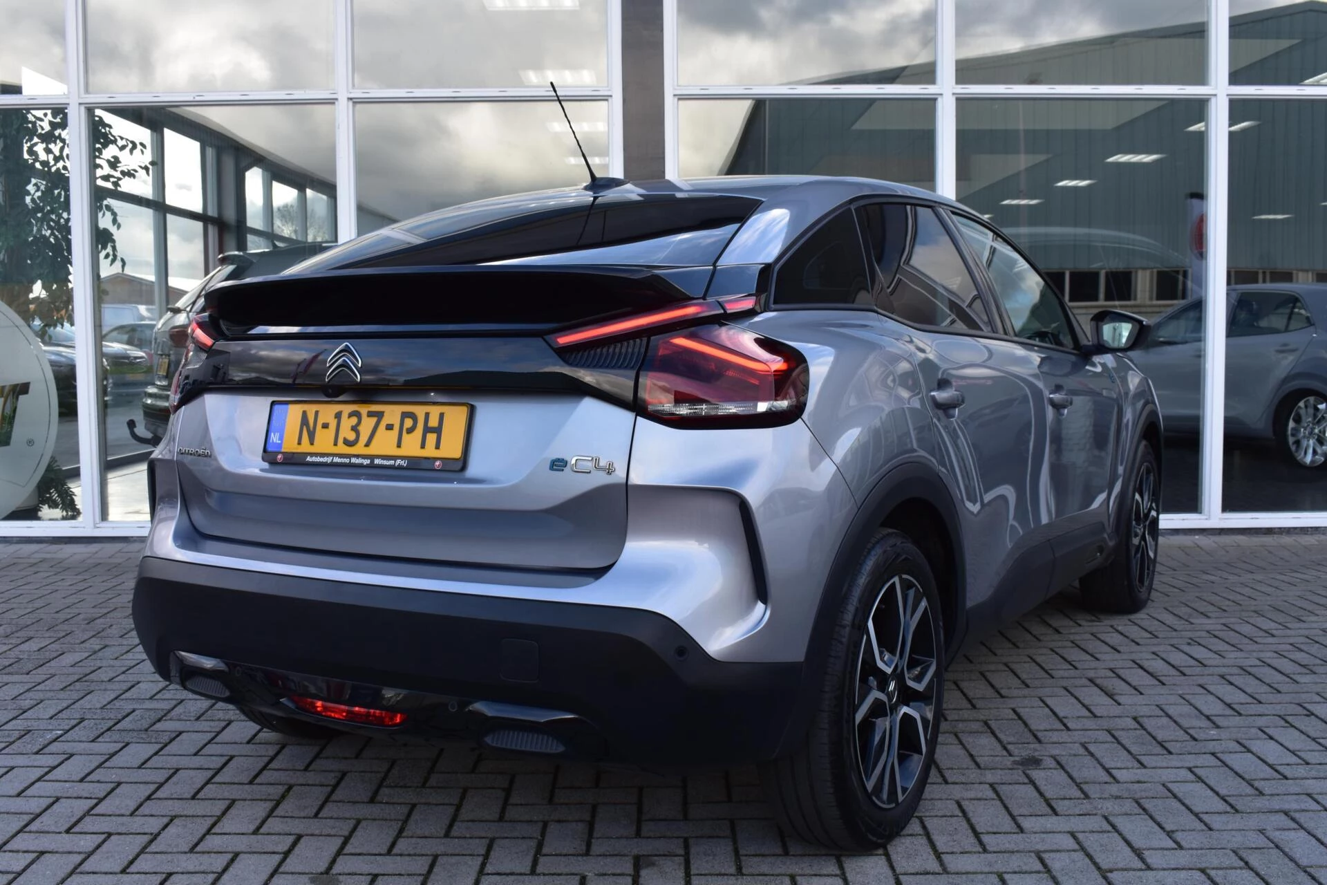 Hoofdafbeelding Citroën ë-C4