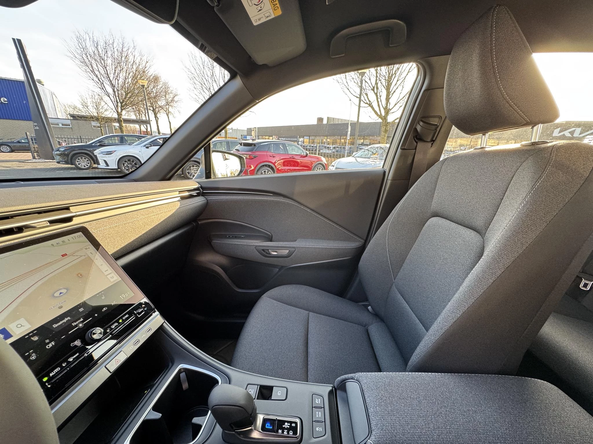 Hoofdafbeelding Lexus LBX