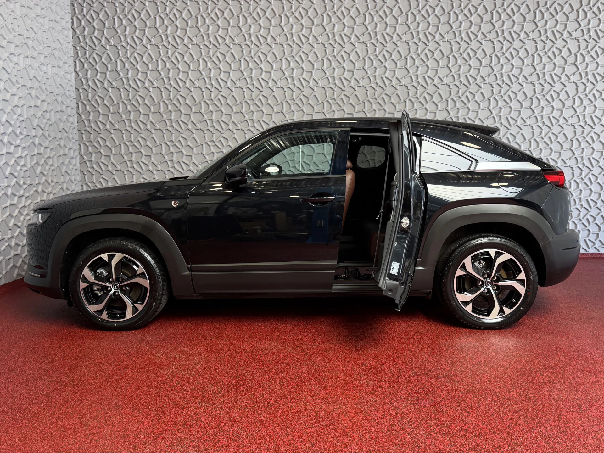 Hoofdafbeelding Mazda MX-30