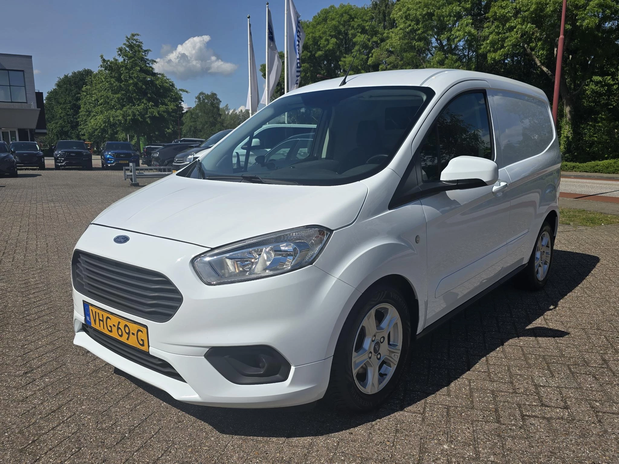 Hoofdafbeelding Ford Transit Courier