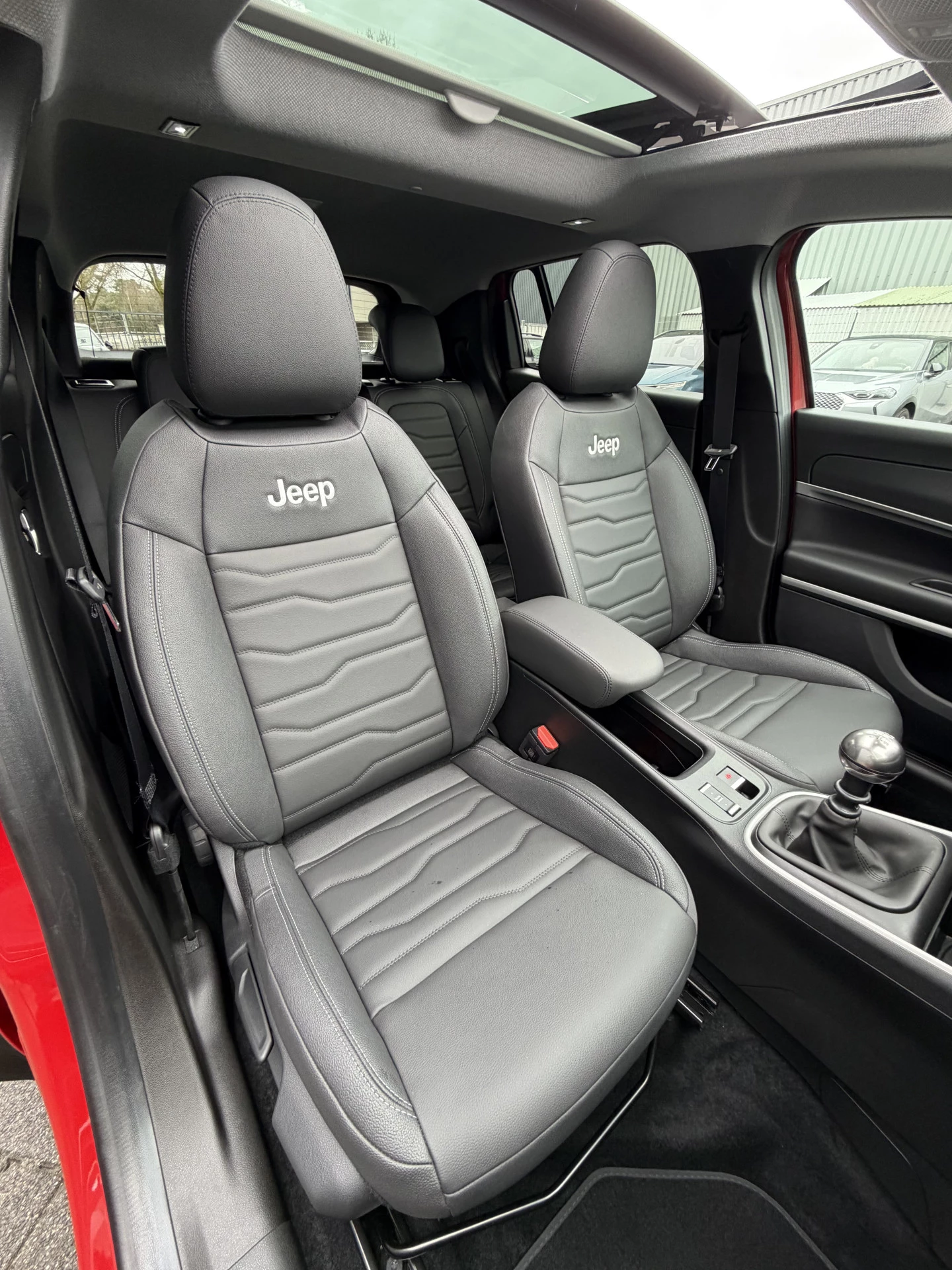 Hoofdafbeelding Jeep Avenger