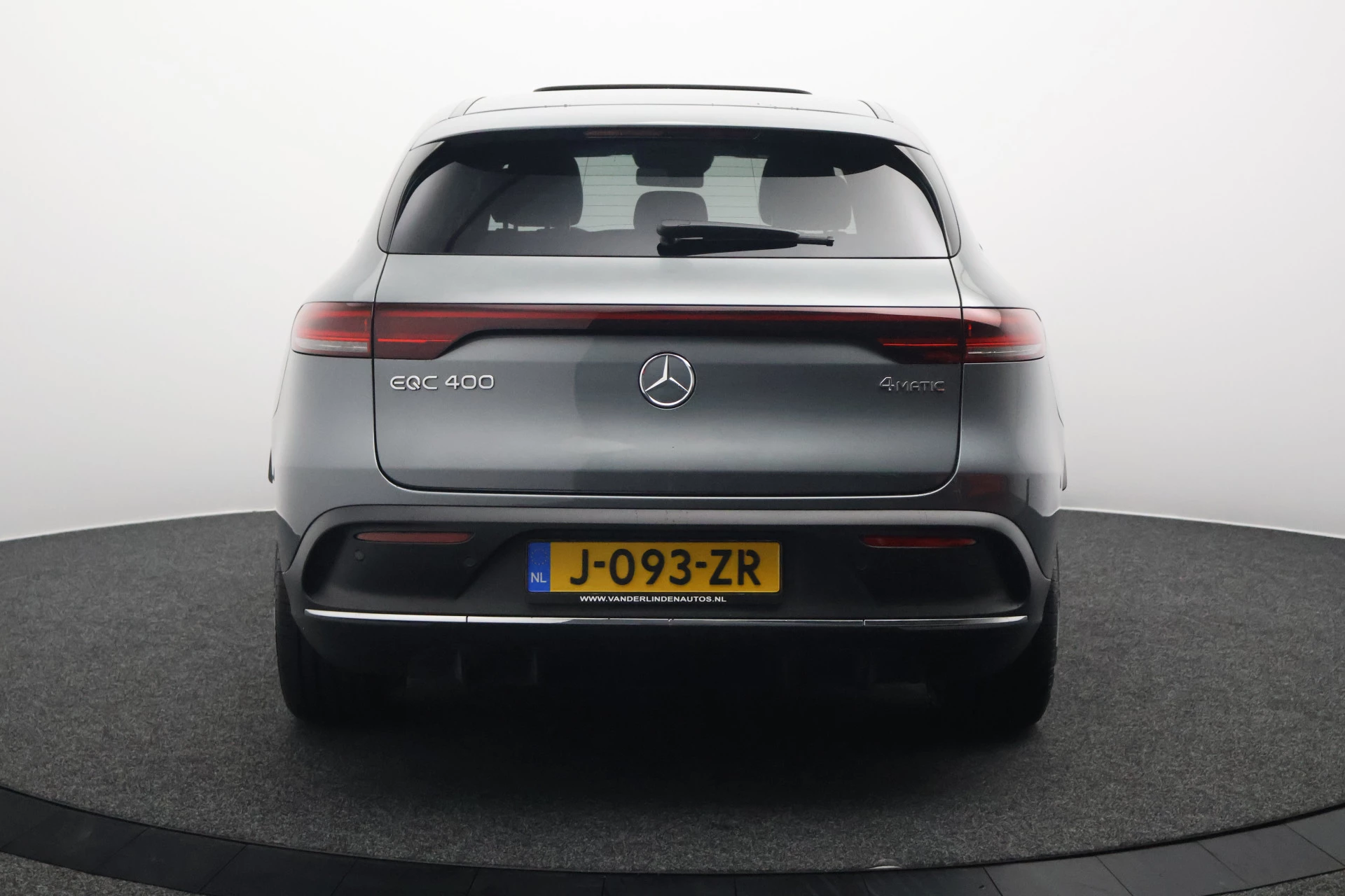 Hoofdafbeelding Mercedes-Benz EQC