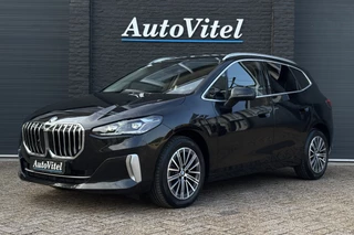 Hoofdafbeelding BMW 2 Serie BMW 2 Serie Active Tourer 218i | Harman Kardon | Head-up | Camera | Trekhaak | Comfort Access