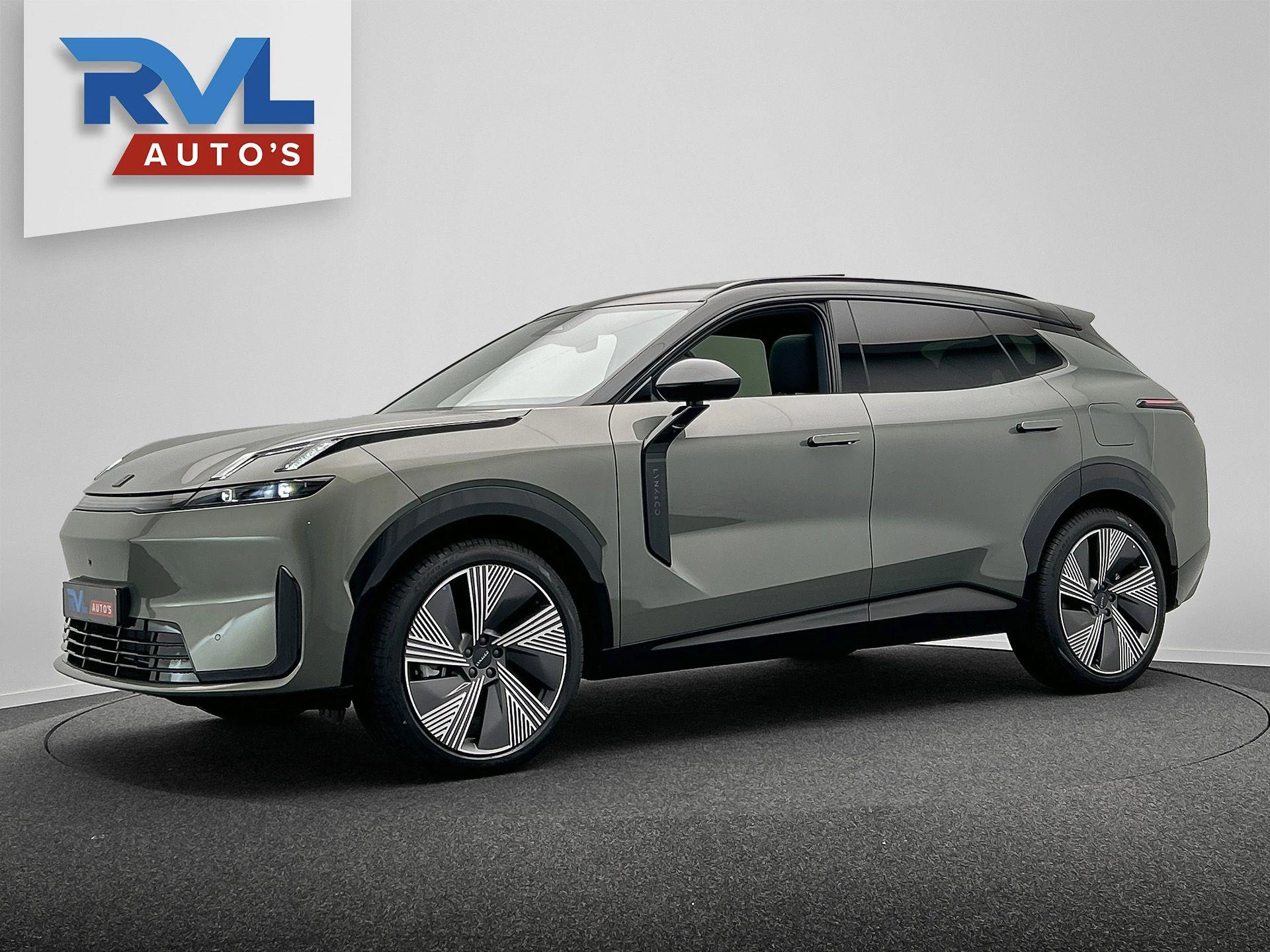 Hoofdafbeelding Lynk & Co 08