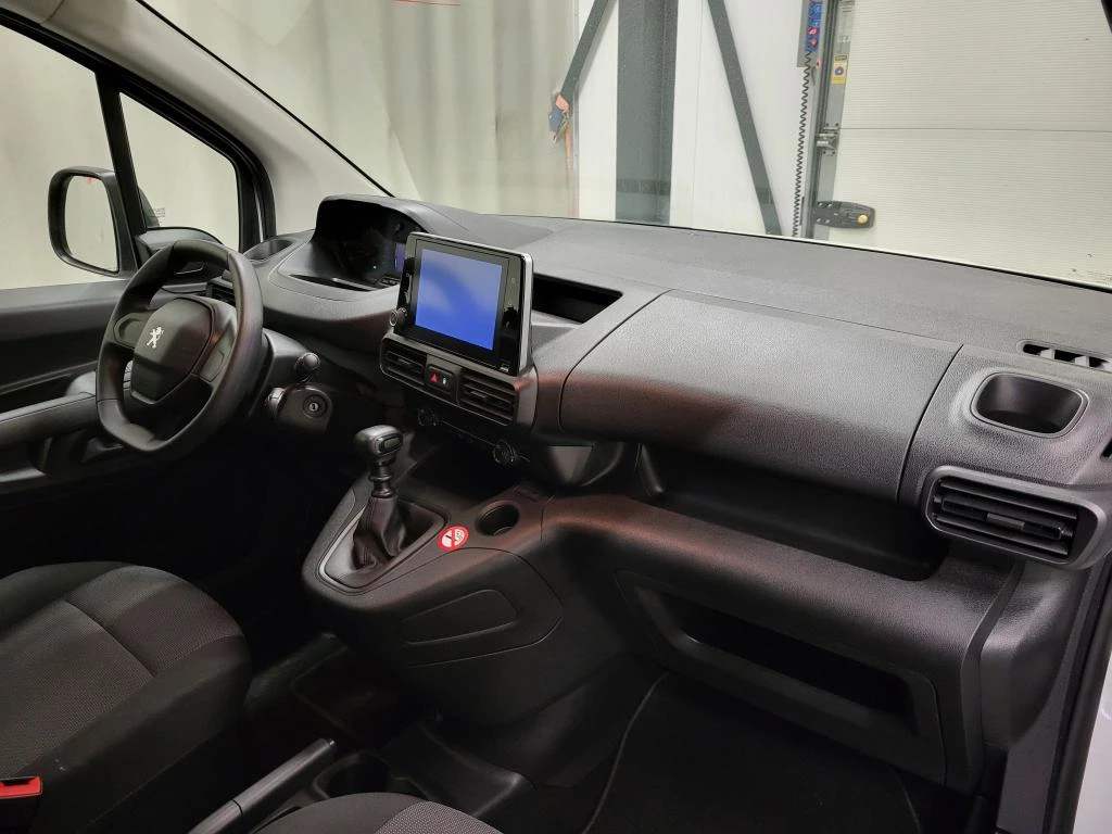 Hoofdafbeelding Peugeot Partner