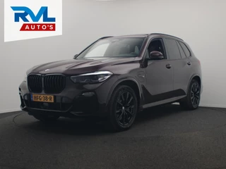 Hoofdafbeelding BMW X5 BMW X5 XDrive45e High Executive M/Sportpakket *AMETRIN METALLIC* Pano/dak Sterren/hemel Sport/stoelen Head/up
