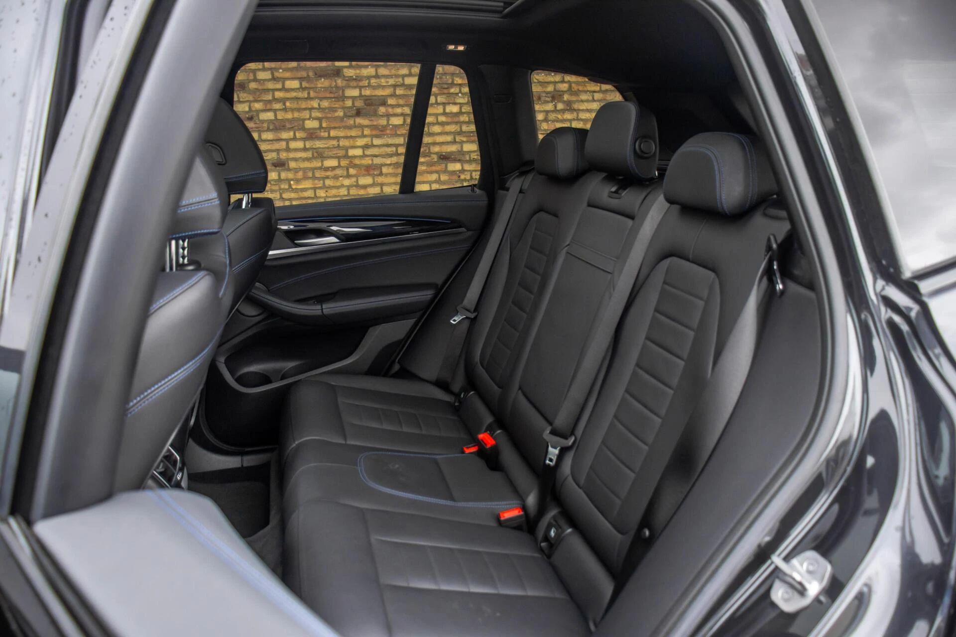 Hoofdafbeelding BMW iX3