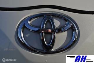 Hoofdafbeelding Toyota iQ Toyota iQ 1.0 VVTi Comfort