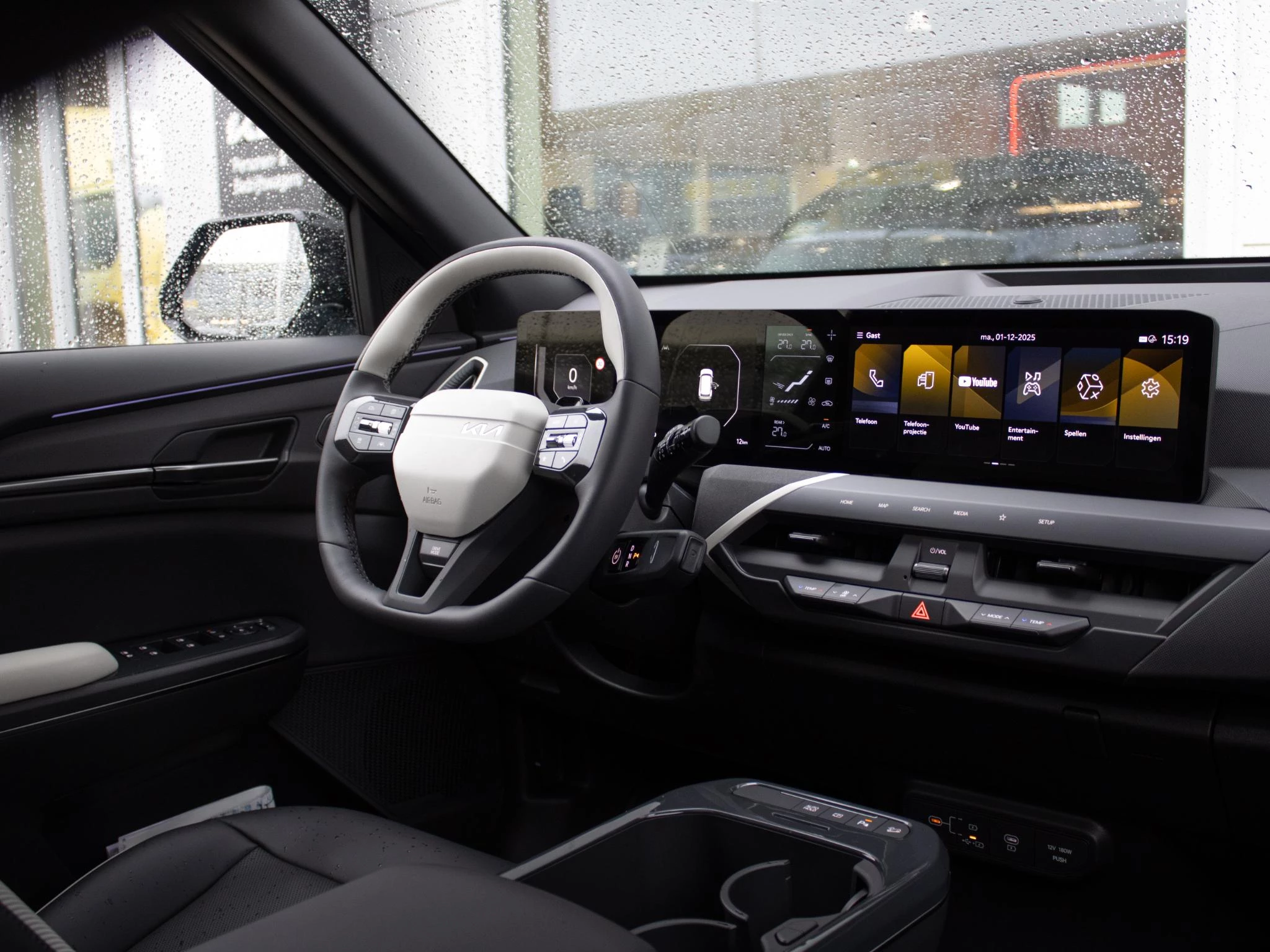 Hoofdafbeelding Kia EV5