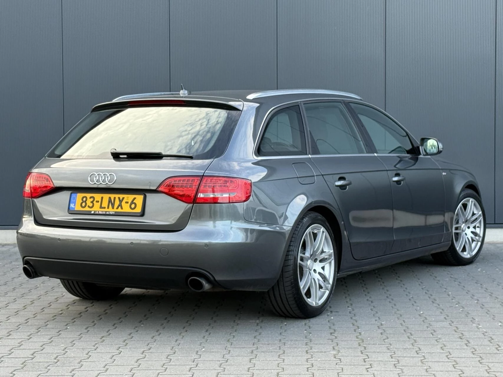 Hoofdafbeelding Audi A4