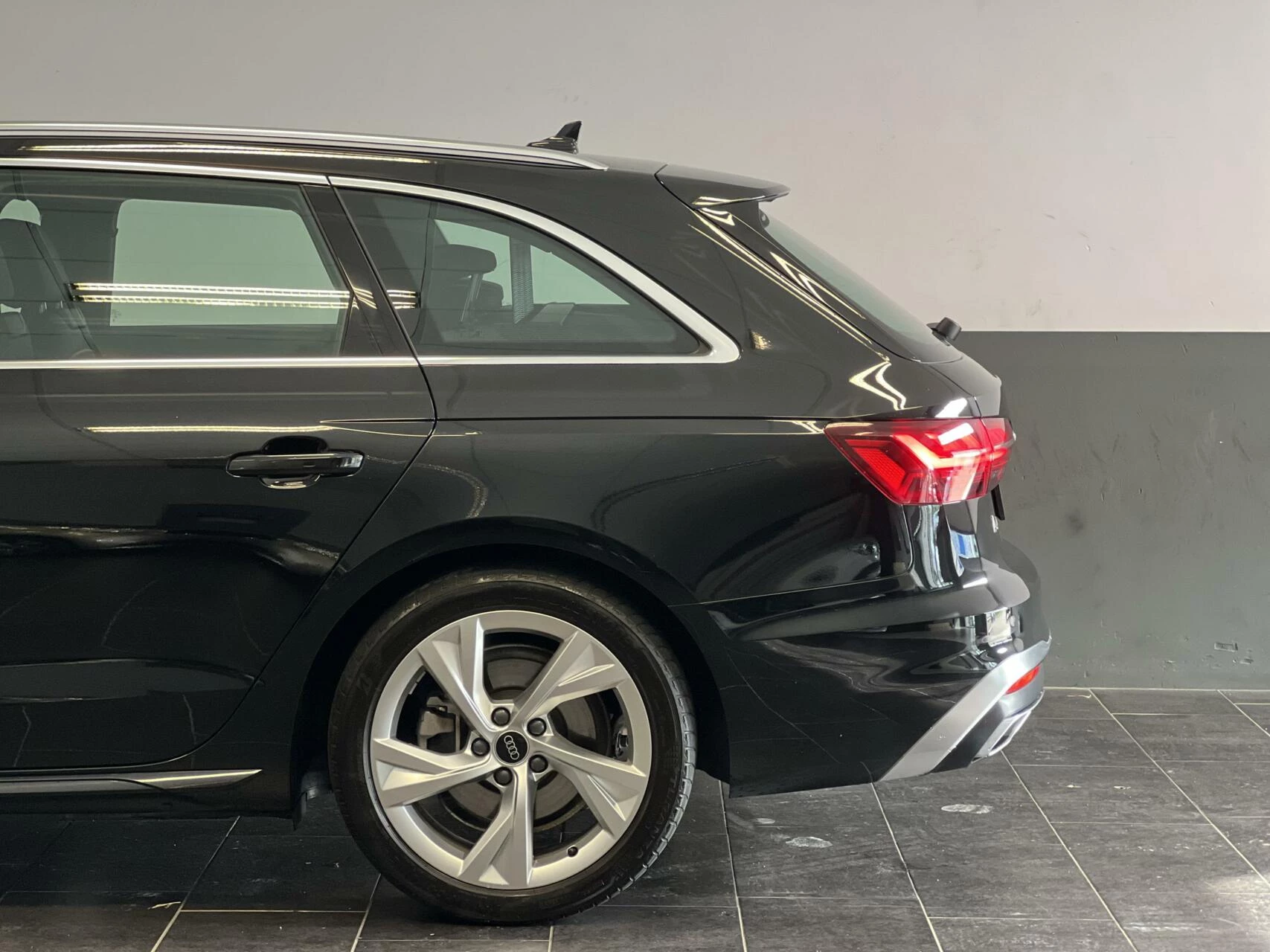 Hoofdafbeelding Audi A4