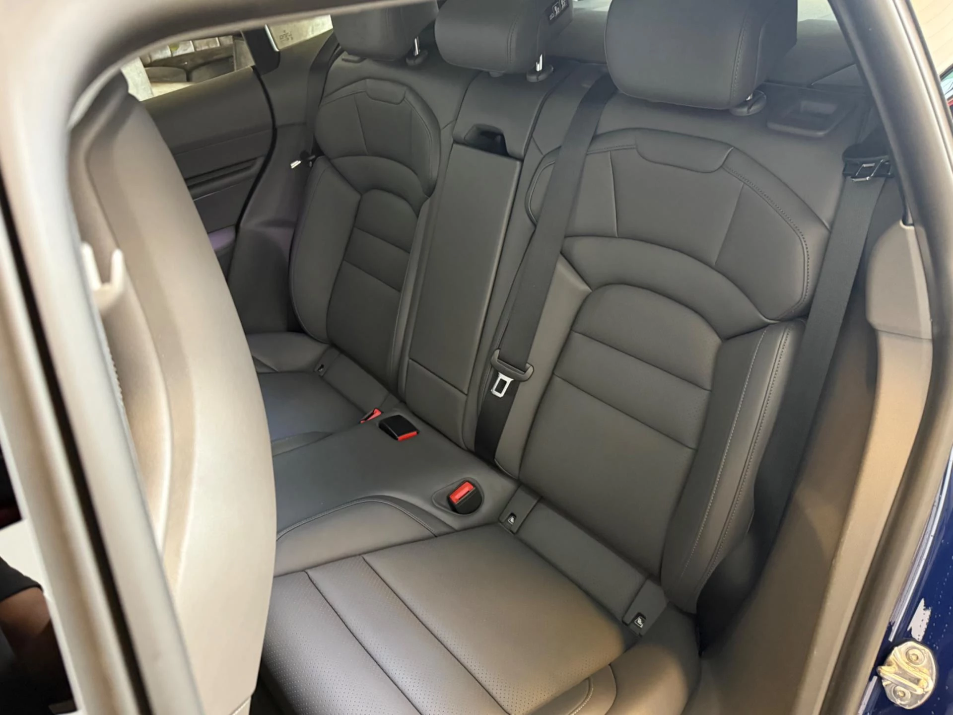 Hoofdafbeelding Porsche Taycan