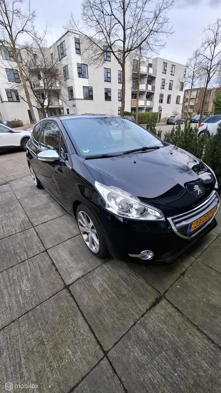Hoofdafbeelding Peugeot 208