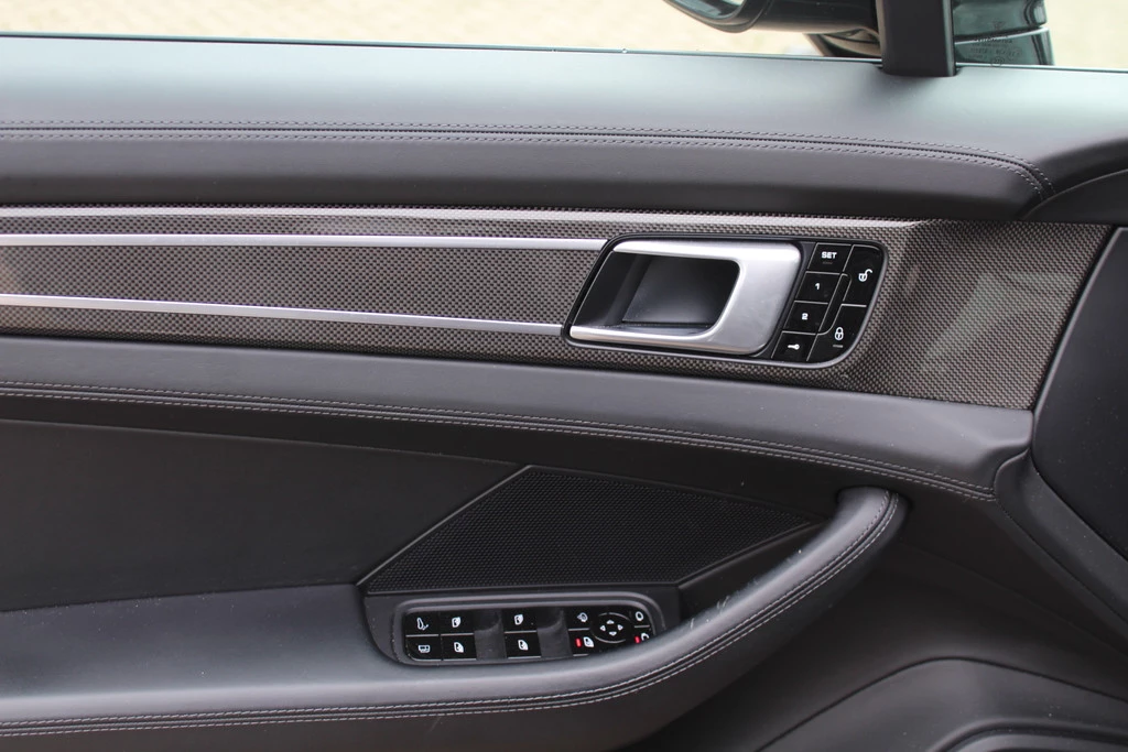 Hoofdafbeelding Porsche Panamera