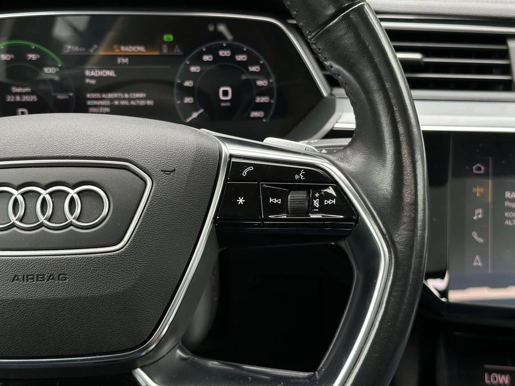 Hoofdafbeelding Audi e-tron