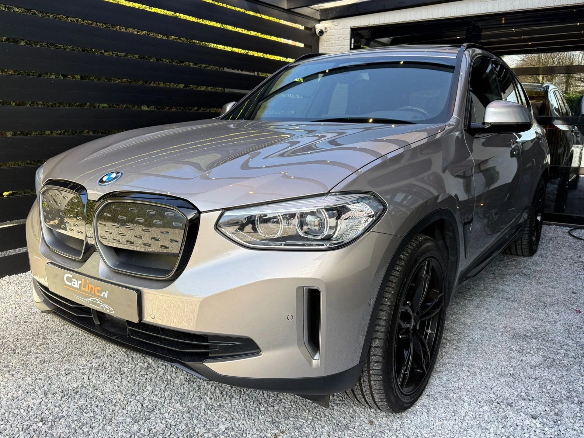 Hoofdafbeelding BMW iX3