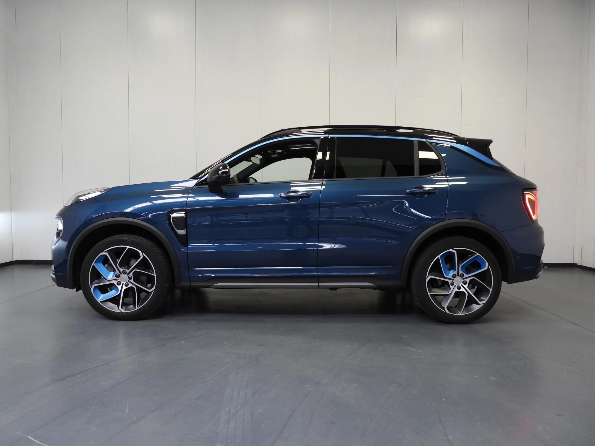 Hoofdafbeelding Lynk & Co 01
