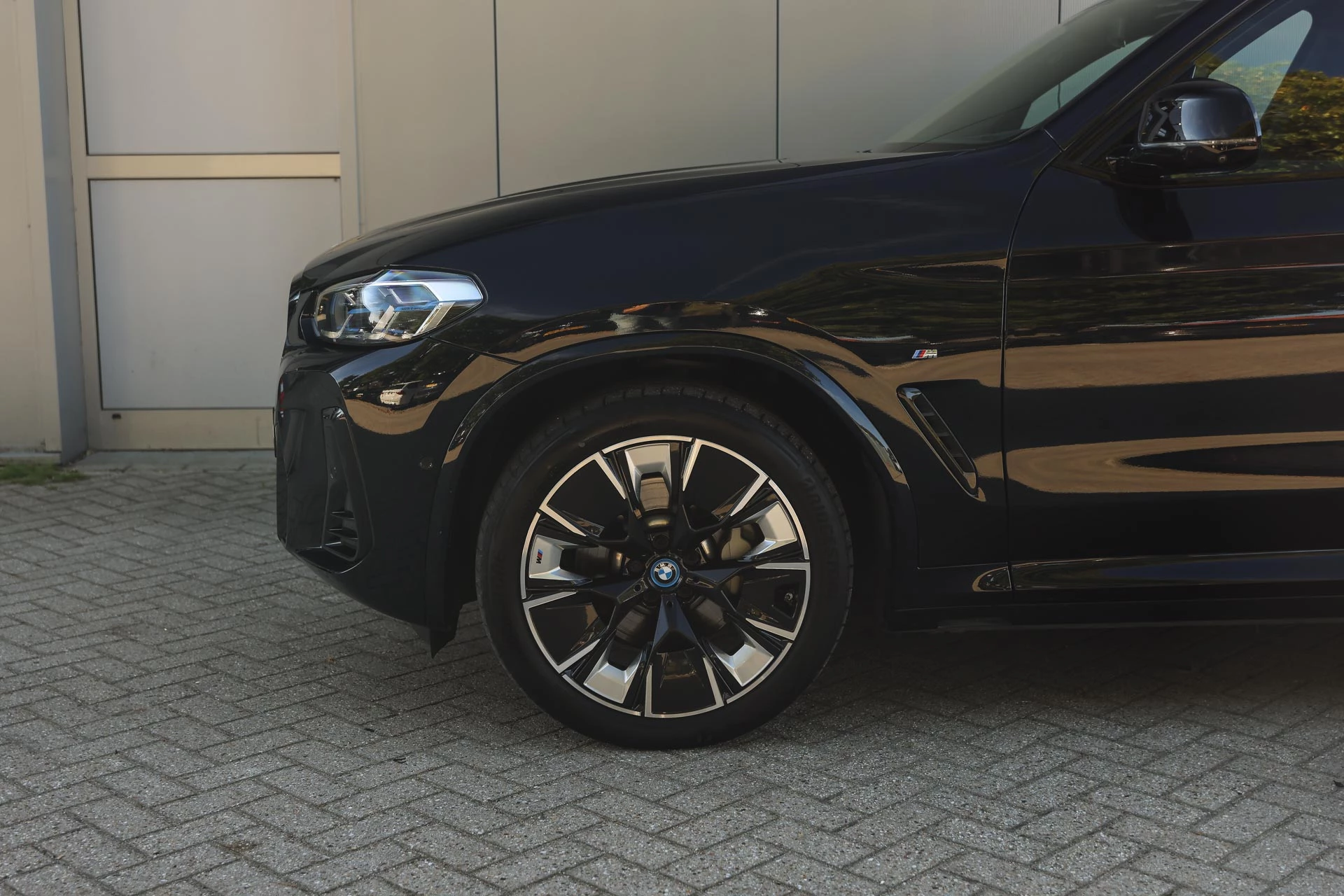 Hoofdafbeelding BMW iX3