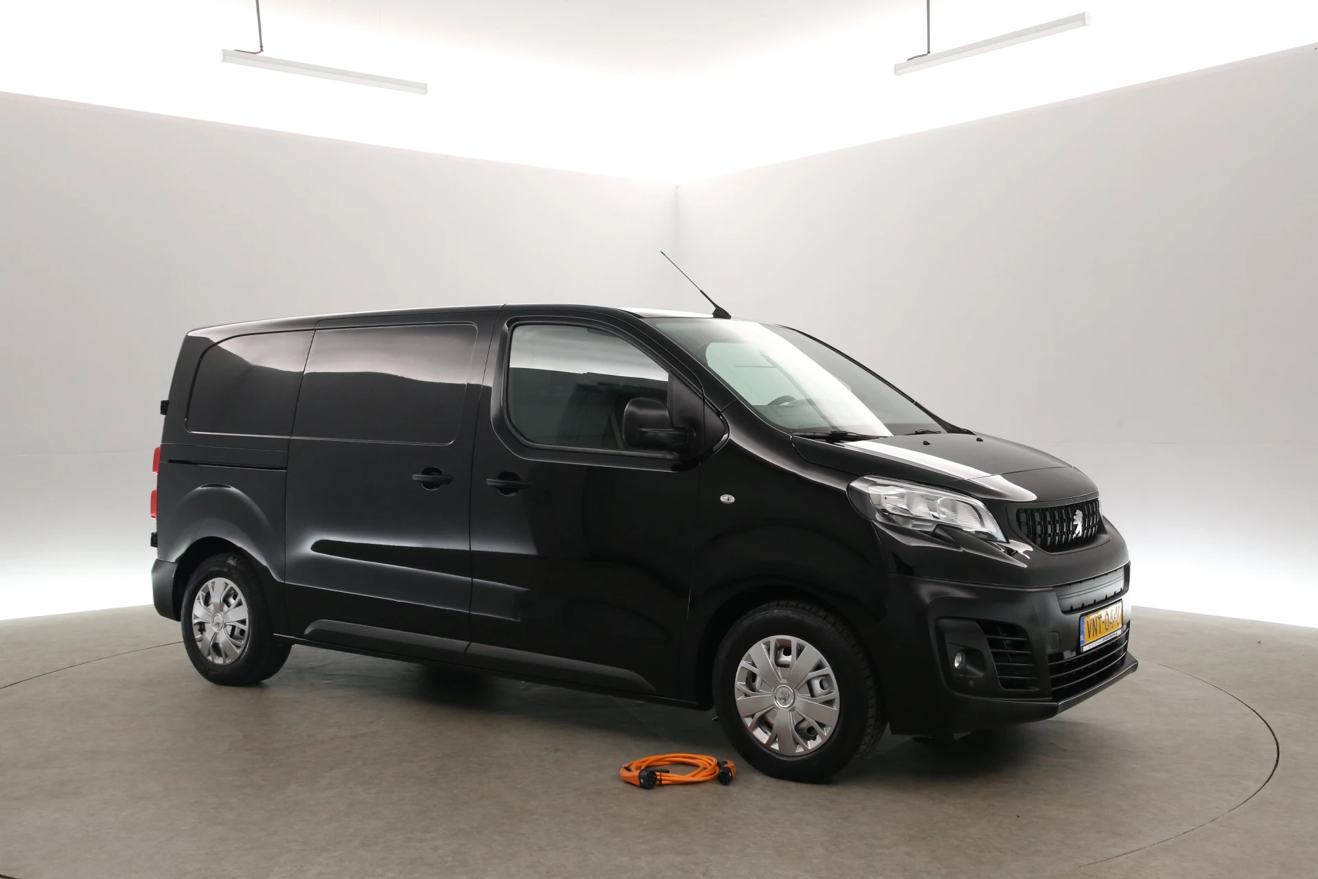Hoofdafbeelding Peugeot e-Expert