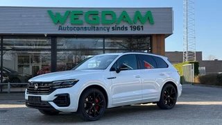 Hoofdafbeelding Volkswagen Touareg Volkswagen Touareg 3.0 TSI EHYBR 4M R FULL OPTIONS oa: 5j GARANTIE/NIGHTVISION/22in