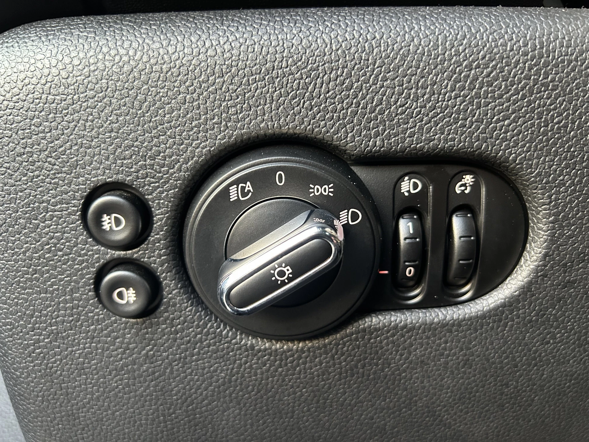 Hoofdafbeelding MINI One