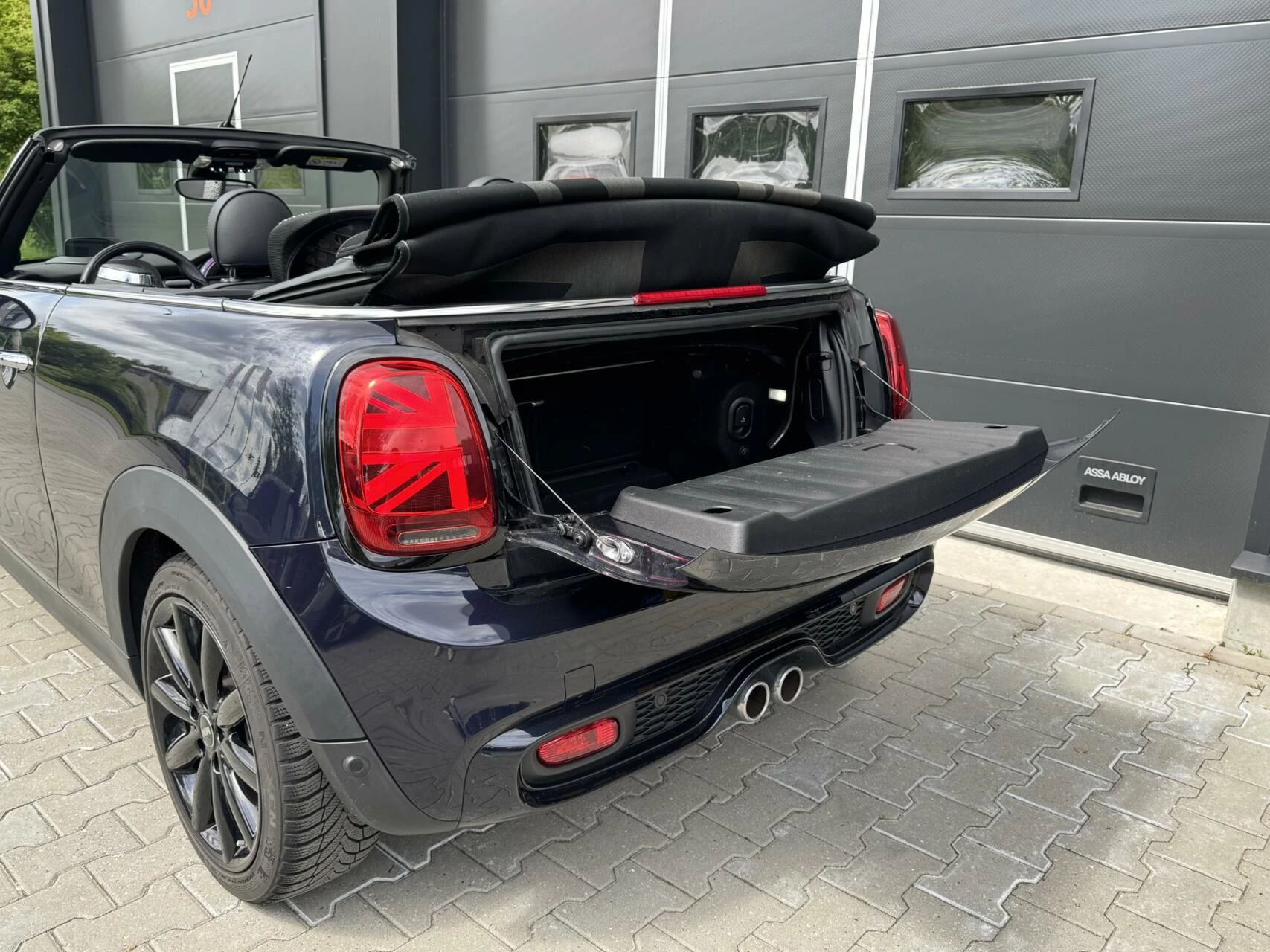 Hoofdafbeelding MINI Cooper S Cabrio