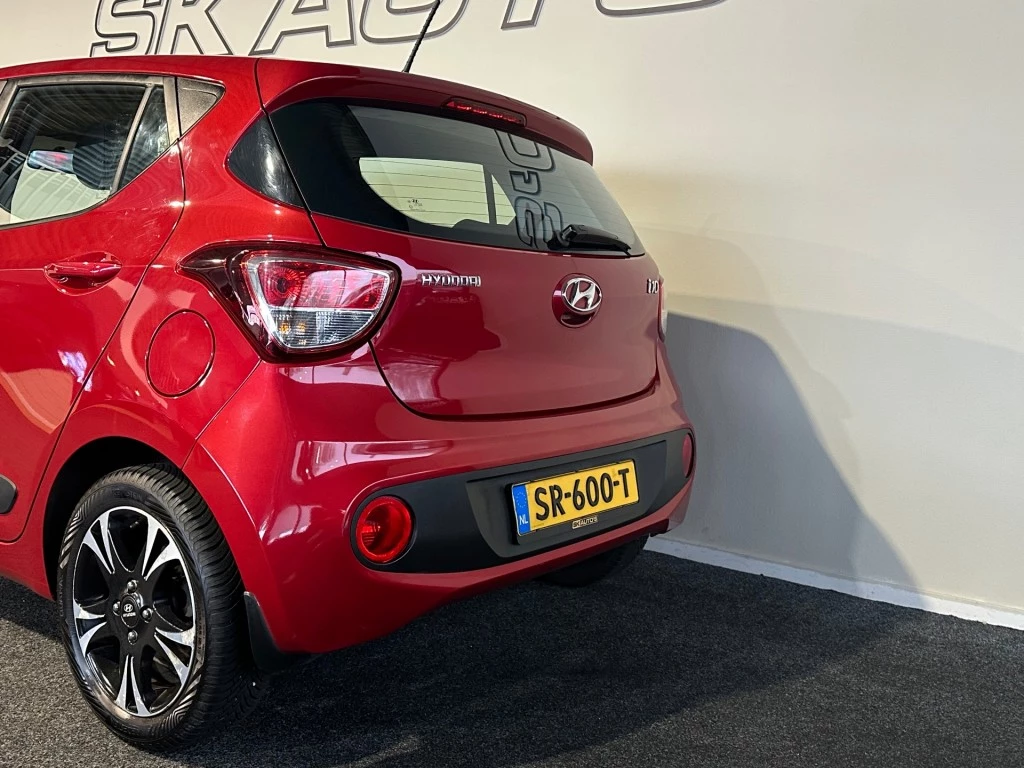 Hoofdafbeelding Hyundai i10