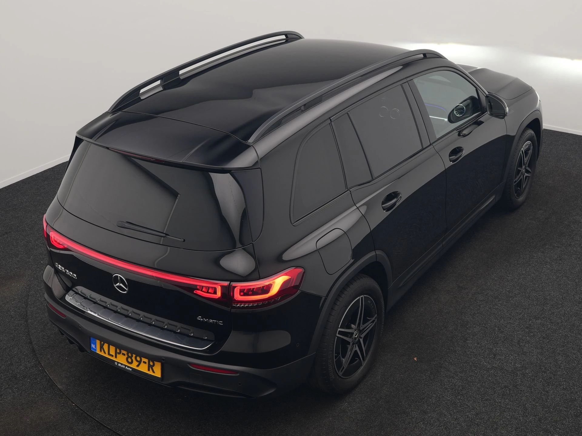 Hoofdafbeelding Mercedes-Benz EQB