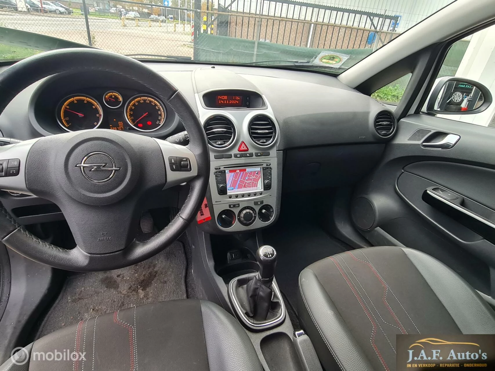 Hoofdafbeelding Opel Corsa