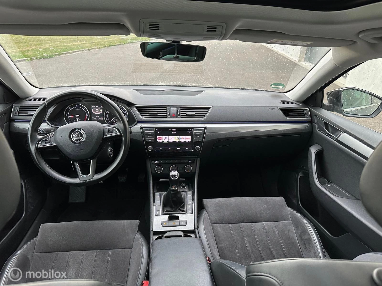 Hoofdafbeelding Škoda Superb