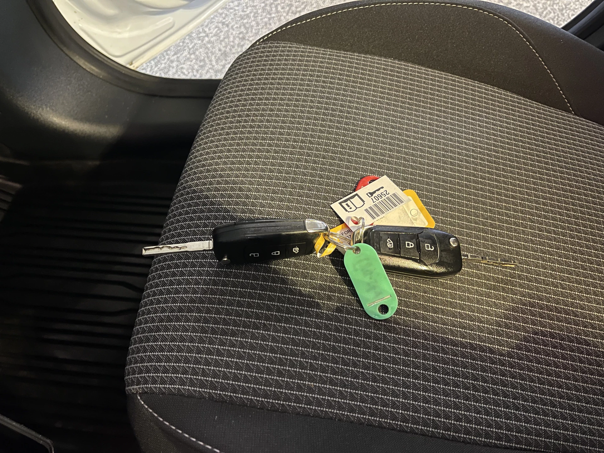 Hoofdafbeelding Ford Transit Courier