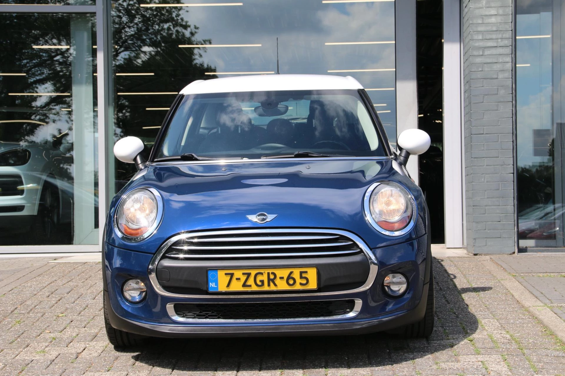 Hoofdafbeelding MINI One