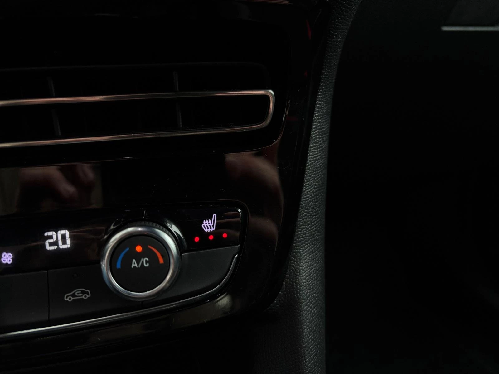 Hoofdafbeelding Opel Mokka-e