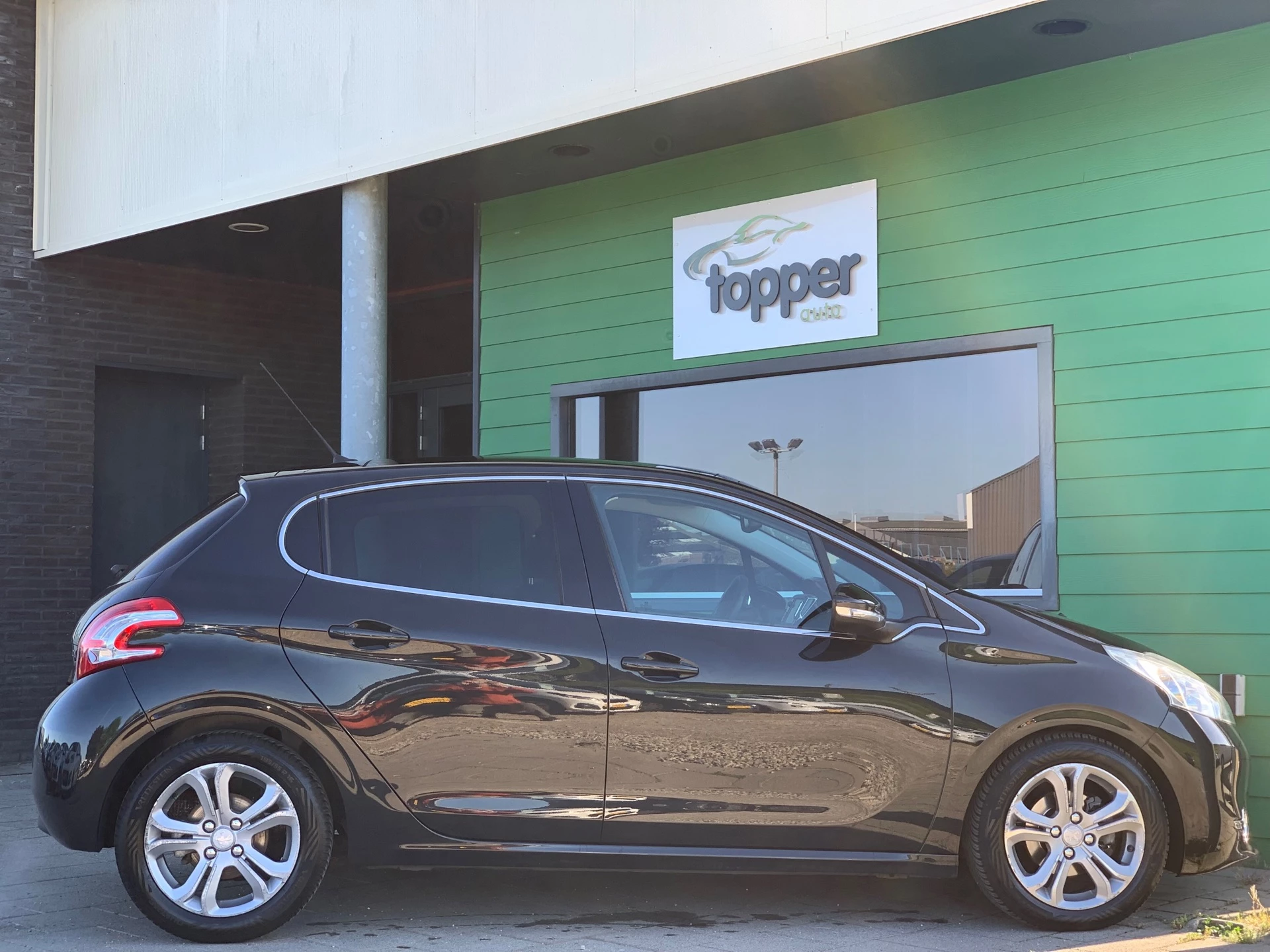 Hoofdafbeelding Peugeot 208