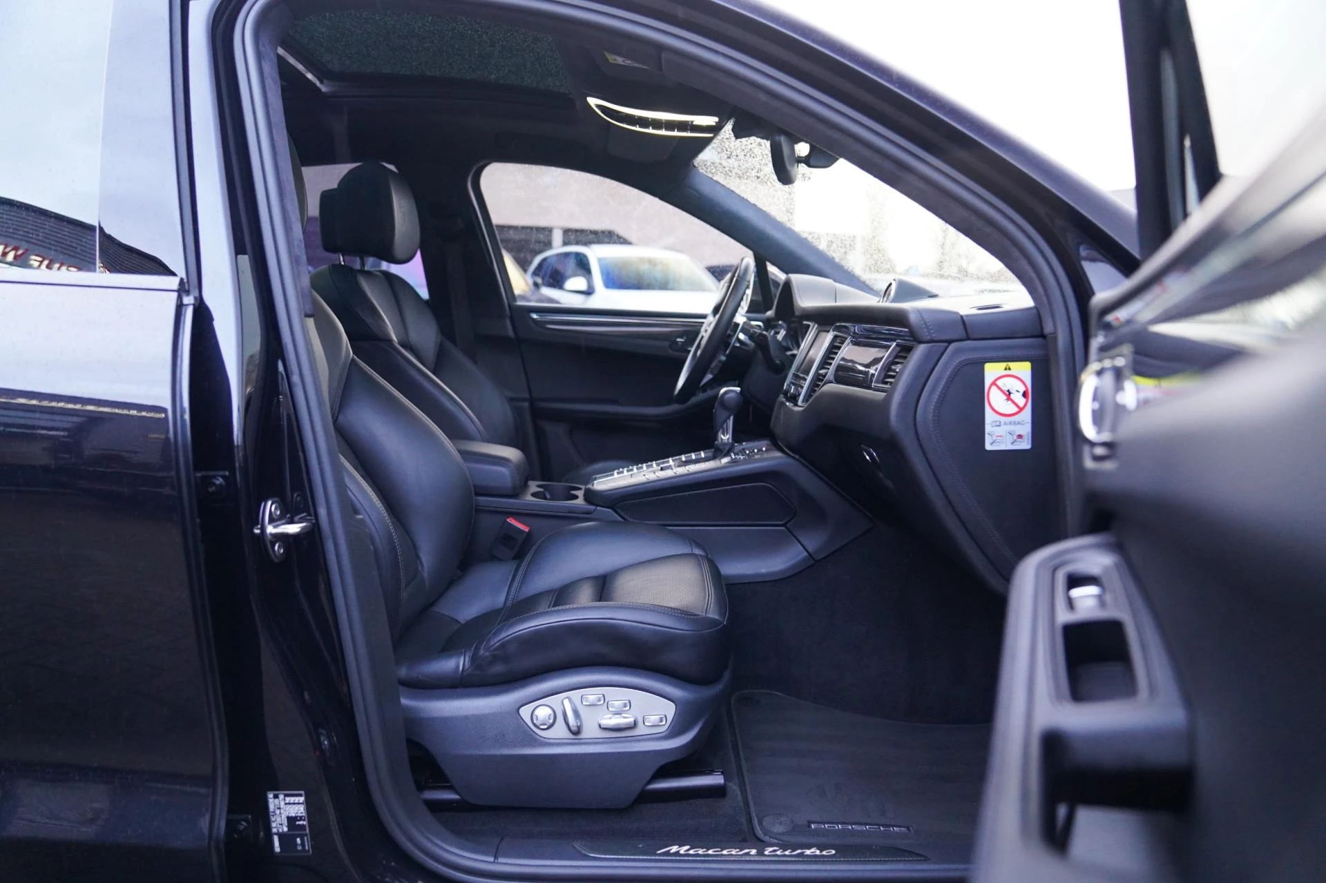 Hoofdafbeelding Porsche Macan