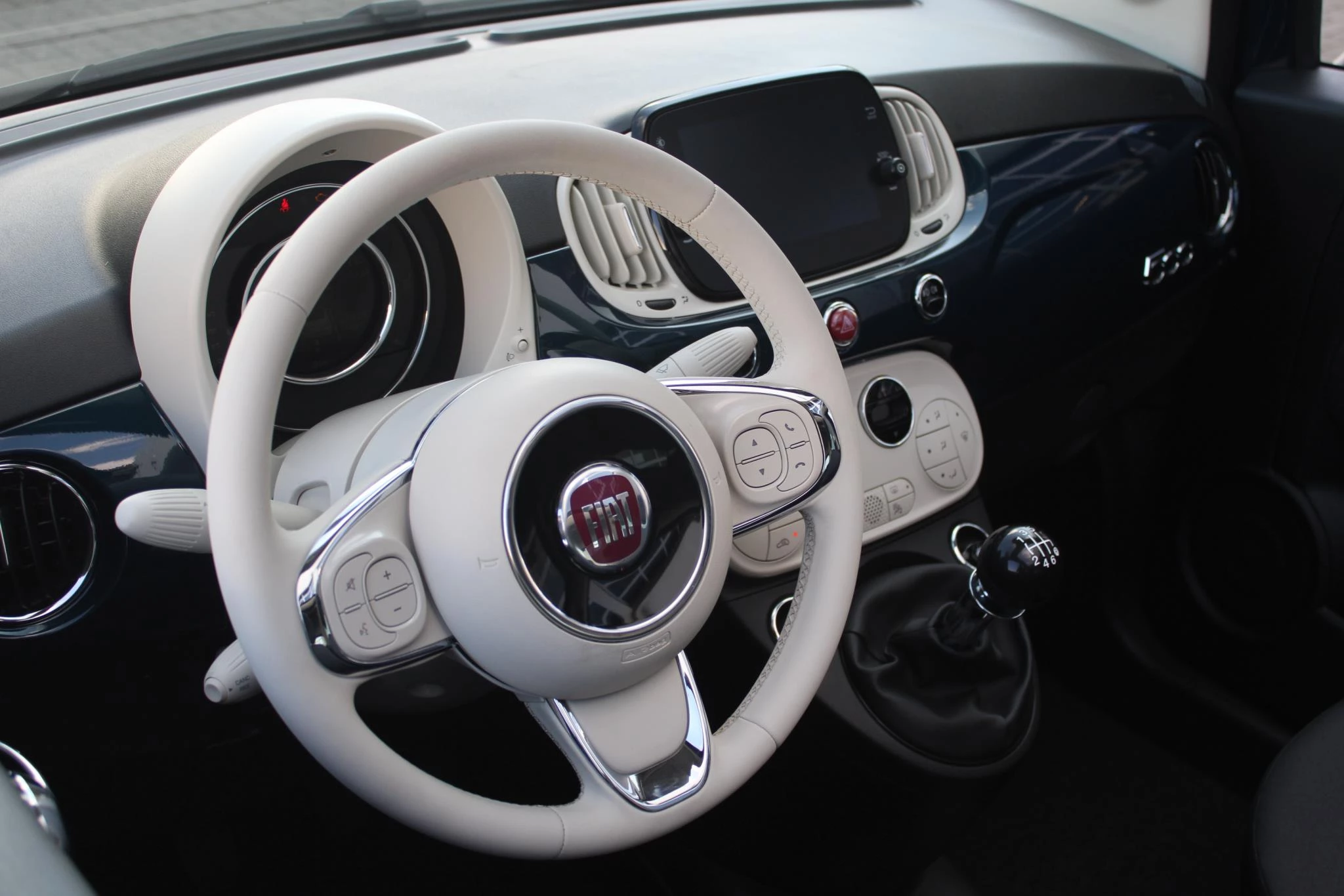 Hoofdafbeelding Fiat 500C