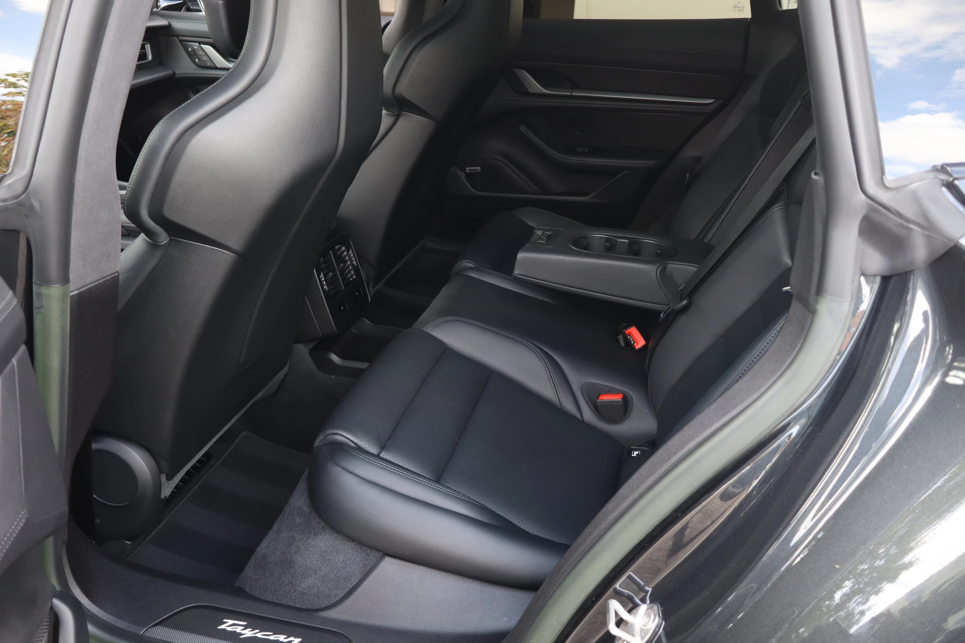 Hoofdafbeelding Porsche Taycan