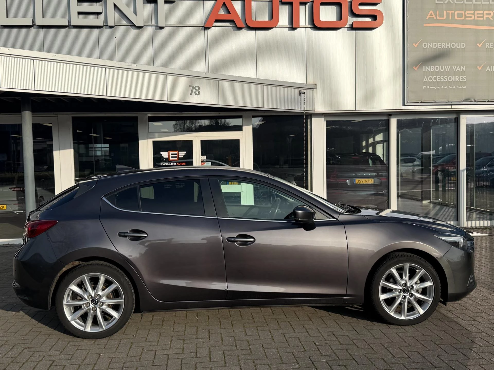 Hoofdafbeelding Mazda 3