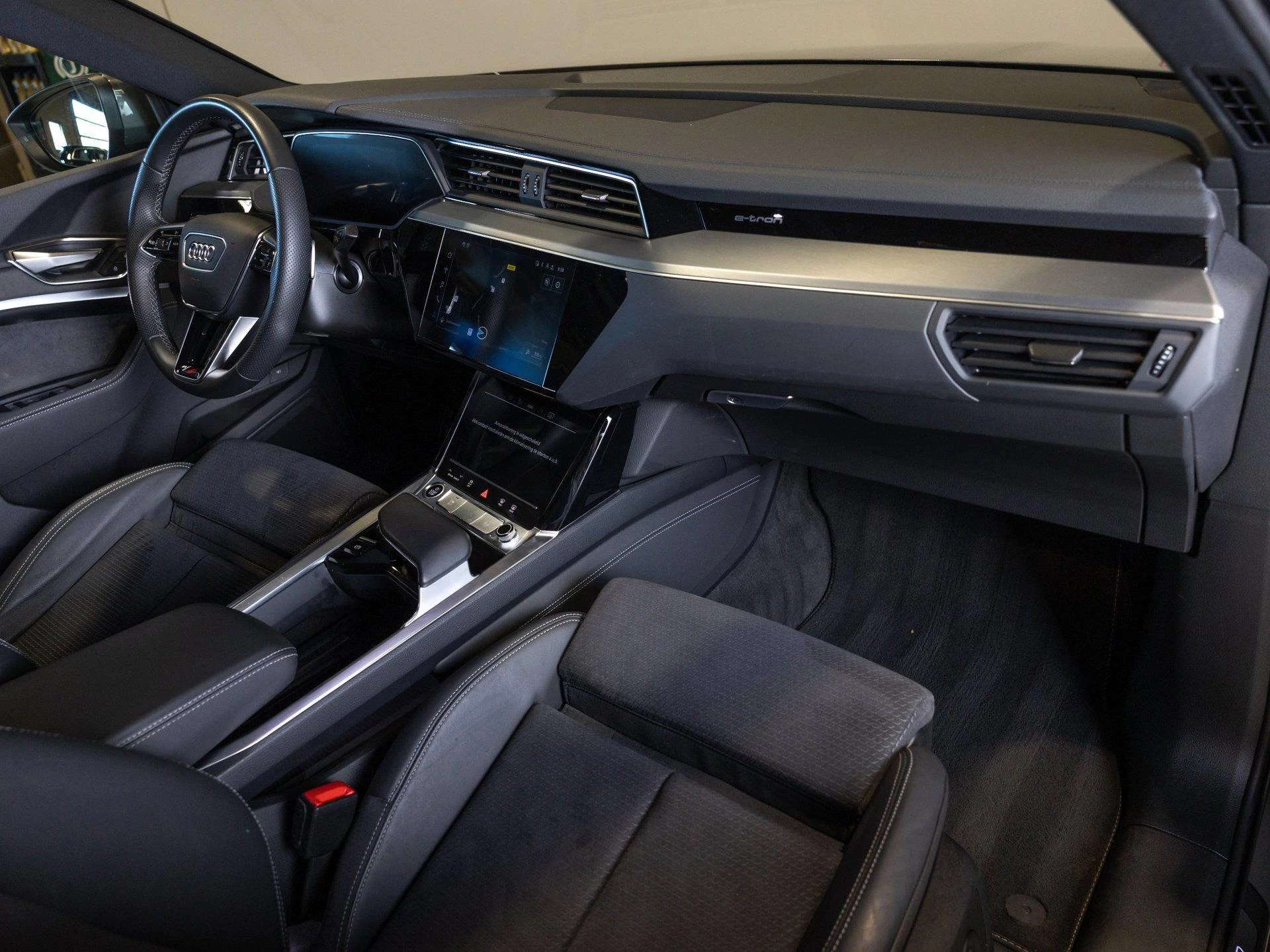 Hoofdafbeelding Audi Q8 Sportback e-tron