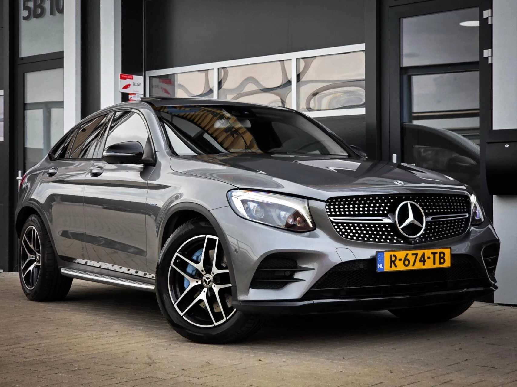 Hoofdafbeelding Mercedes-Benz GLC