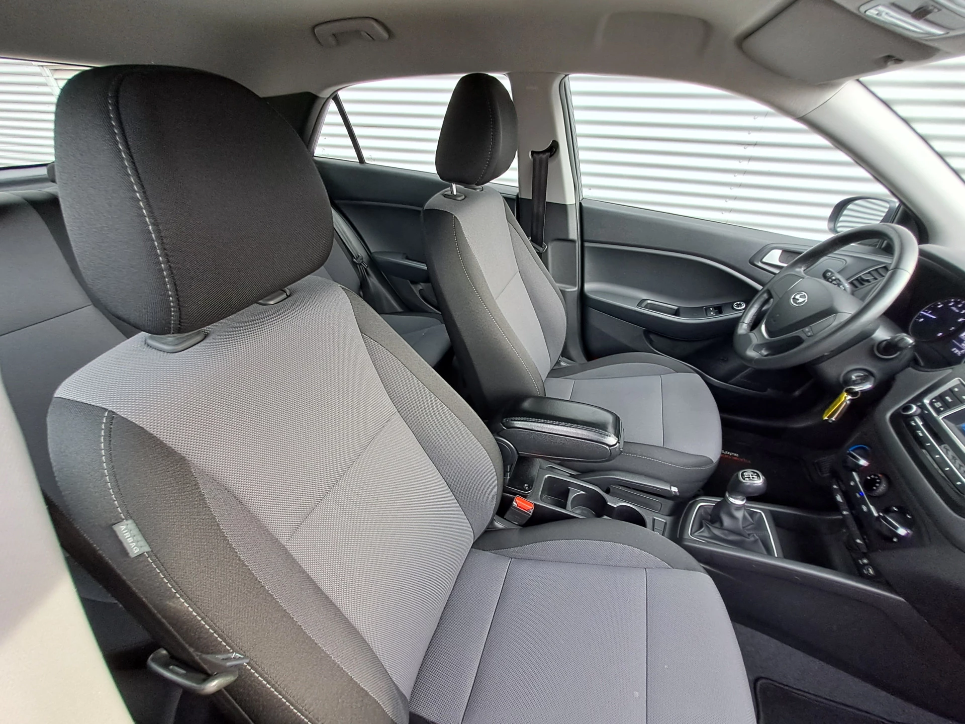 Hoofdafbeelding Hyundai i20