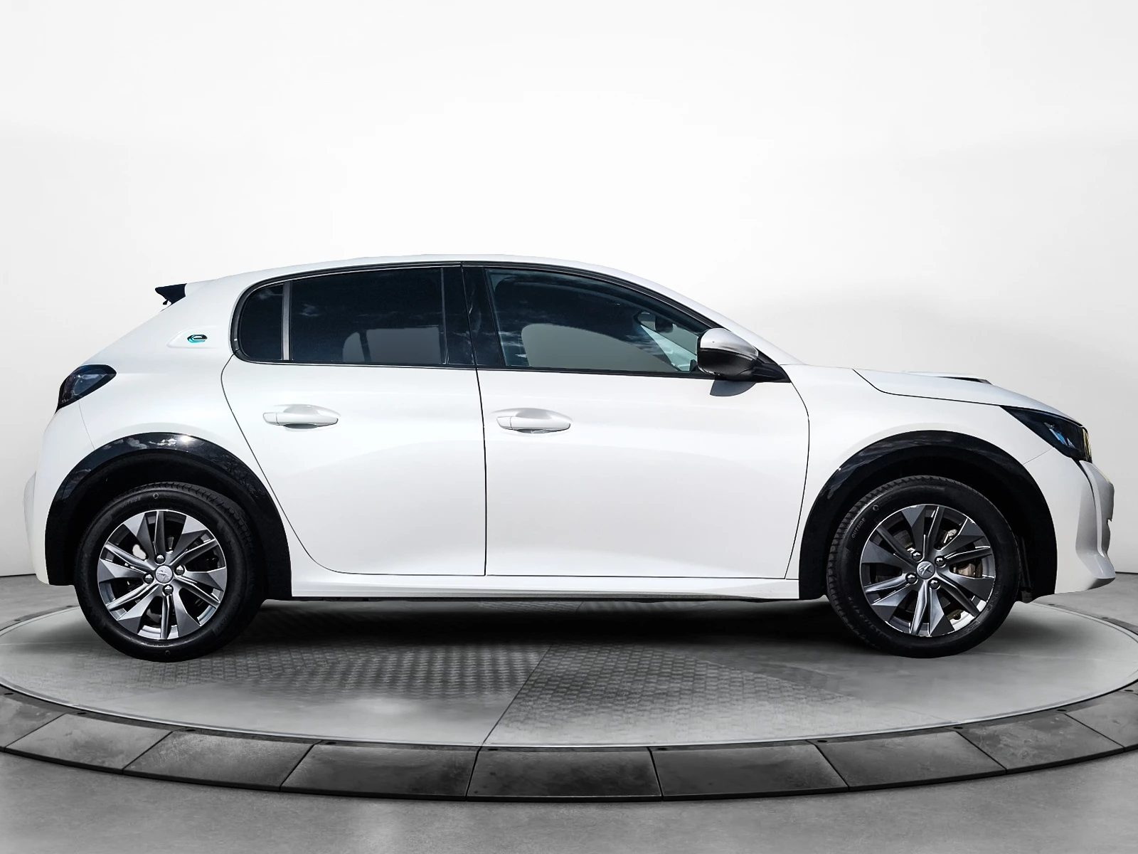 Hoofdafbeelding Peugeot e-208
